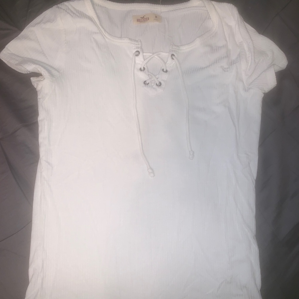 Hollister lace up tee